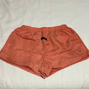 ESSENTIALS FEAR OF GOD
RUNNING SHORTS
SIZE XL